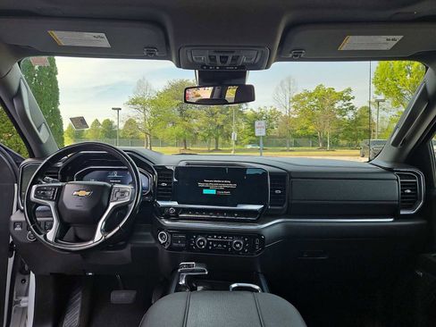 Certified 2023 Chevrolet Silverado 1500 LTZ w/ LTZ Convenience Package II image 16