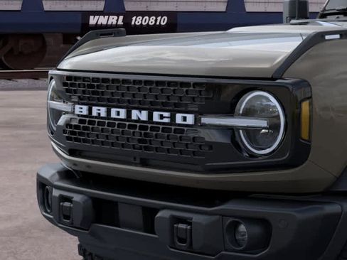 New 2026 Ford Bronco Badlands AWD/4WD image 19