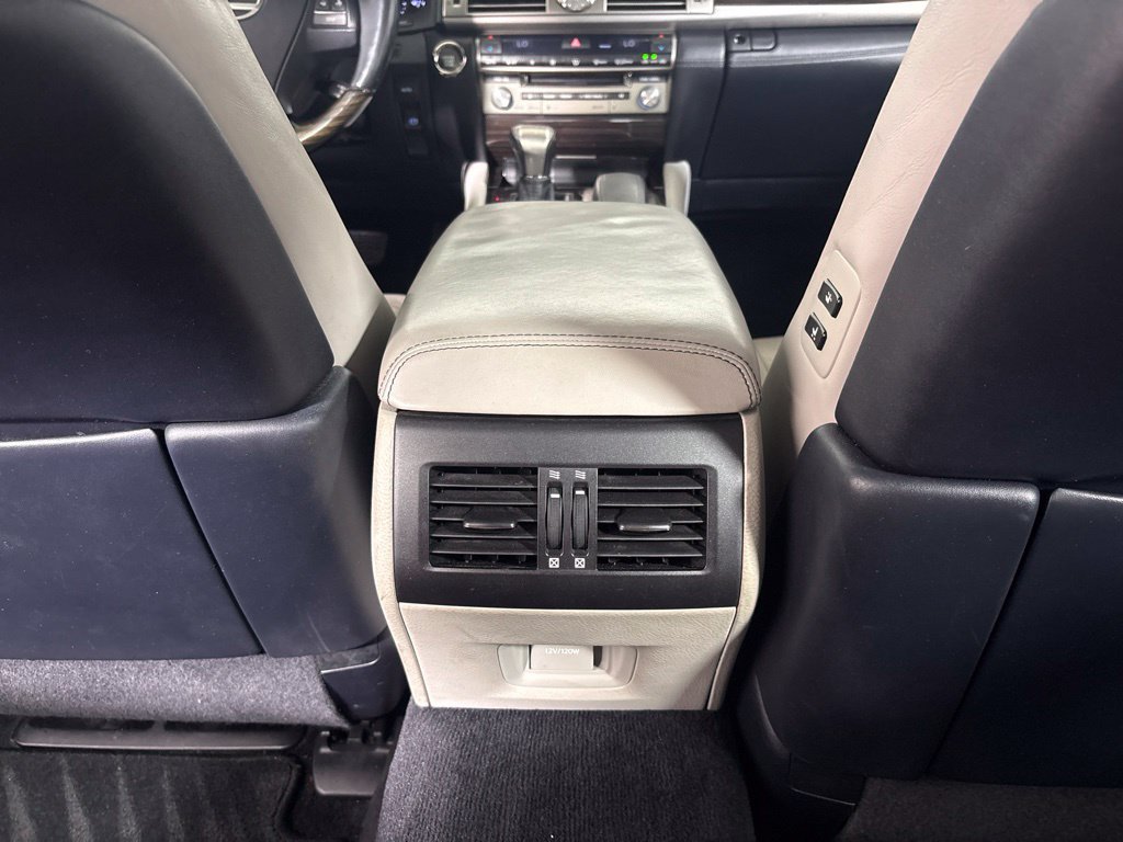 Used 2015 Lexus LS 460 w/ Comfort Package RWD image 29