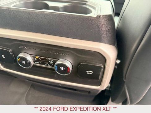 Used 2024 Ford Expedition XLT image 16