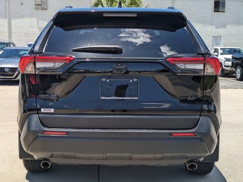 Used 2021 Toyota RAV4 LE w/ Carpet Mat Package (TMS) FWD image 7