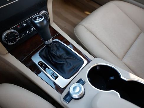 Used 2012 Mercedes-Benz GLK 350 2WD image 42