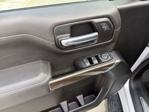Used 2019 Chevrolet Silverado 1500 RST w/ True North Edition AWD/4WD image 15