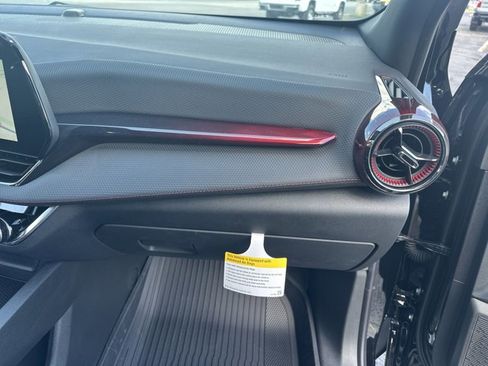 New 2026 Chevrolet Equinox RS w/ Convenience Package III image 31