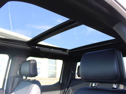 Used 2024 Ford F150 Lariat w/ FX4 Off-Road Package image 29