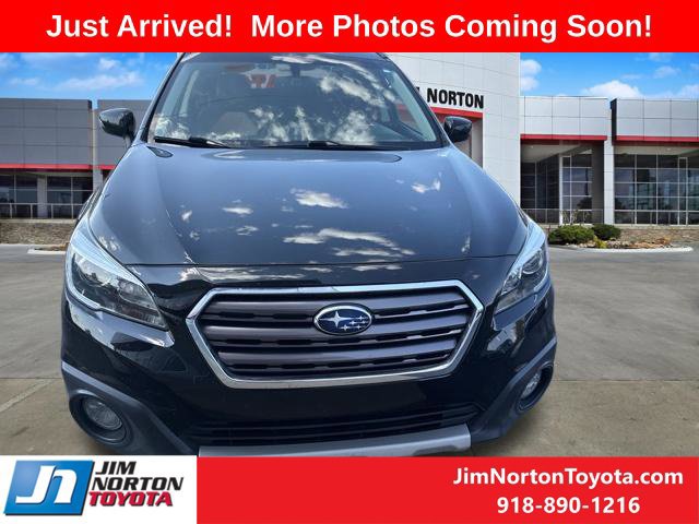 Used 2017 Subaru Outback 2.5i Touring w/ Popular Package #5A AWD/4WD image 2