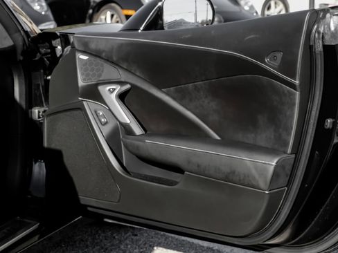 Used 2016 Chevrolet Corvette Stingray Coupe w/ 3LT Preferred Equipment Group image 34