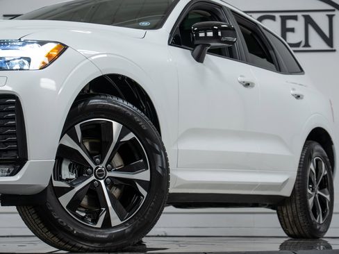 New 2026 Volvo XC60 B5 Core w/ Climate Package image 27