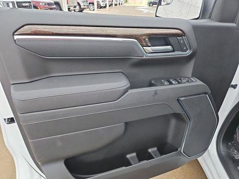 New 2026 GMC Sierra 1500 SLE w/ Preferred Package AWD/4WD image 21