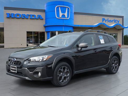 Used 2022 Subaru Crosstrek 2.5i Sport w/ Moonroof Package AWD/4WD image 1