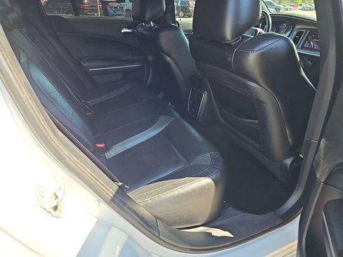 Used 2021 Dodge Charger SXT w/ Leather Interior Group RWD image 15
