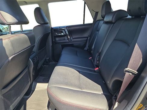 Used 2019 Toyota 4Runner TRD Off-Road image 19