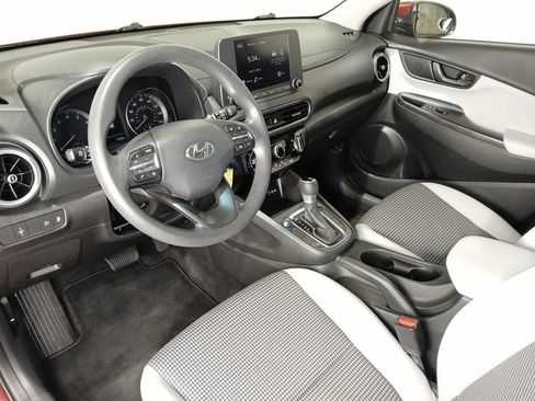 Used 2023 Hyundai Kona SE w/ Cargo Package image 15