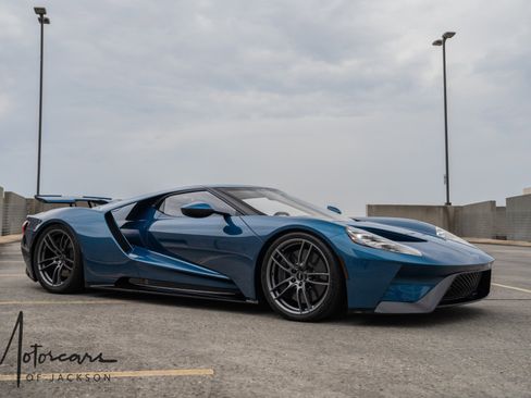 Used 2020 Ford GT image 20