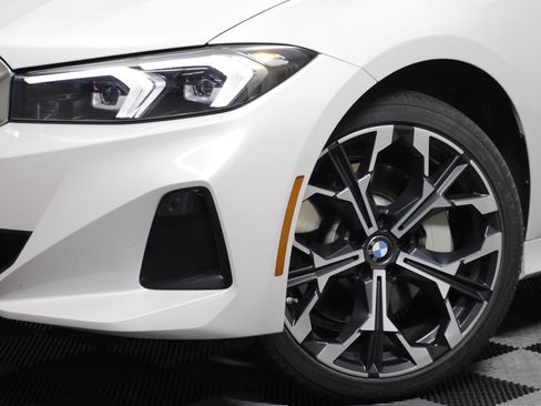 Used 2026 BMW 330i xDrive Sedan AWD/4WD image 3