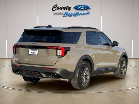 New 2026 Ford Explorer ST w/ Sun And Sound Package image 7