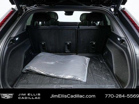 Certified 2025 Cadillac Optiq Luxury 2 w/ LPO, Floor Liner Package image 30