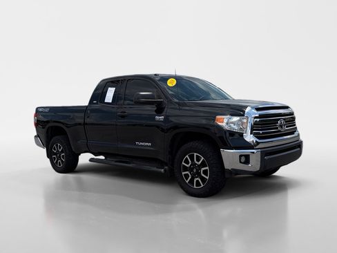 Used 2016 Toyota Tundra SR5 w/ TRD Off Road Package AWD/4WD image 6