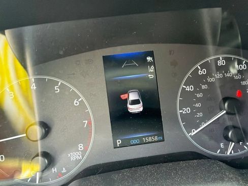 Used 2025 Toyota Corolla LE FWD image 15