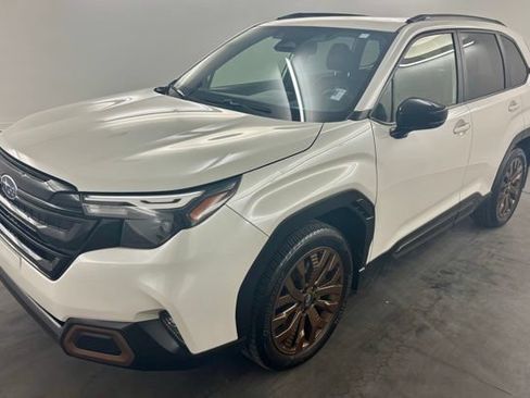 Used 2025 Subaru Forester Sport w/ Popular Package #2 AWD/4WD image 3