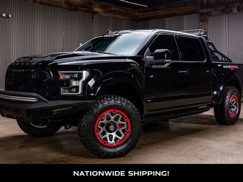 Used 2019 Ford F150 Raptor w/ Equipment Group 802A Luxury image 4