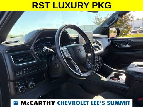 Used 2022 Chevrolet Suburban RST w/ Luxury Package AWD/4WD image 54