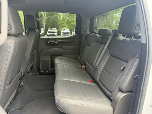 Used 2026 GMC Sierra 1500 SLT AWD/4WD image 7