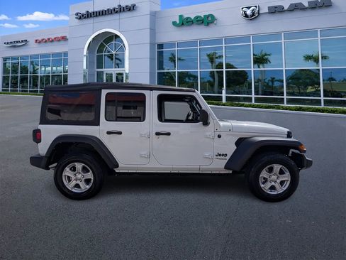 Used 2022 Jeep Wrangler Unlimited Sport S image 8