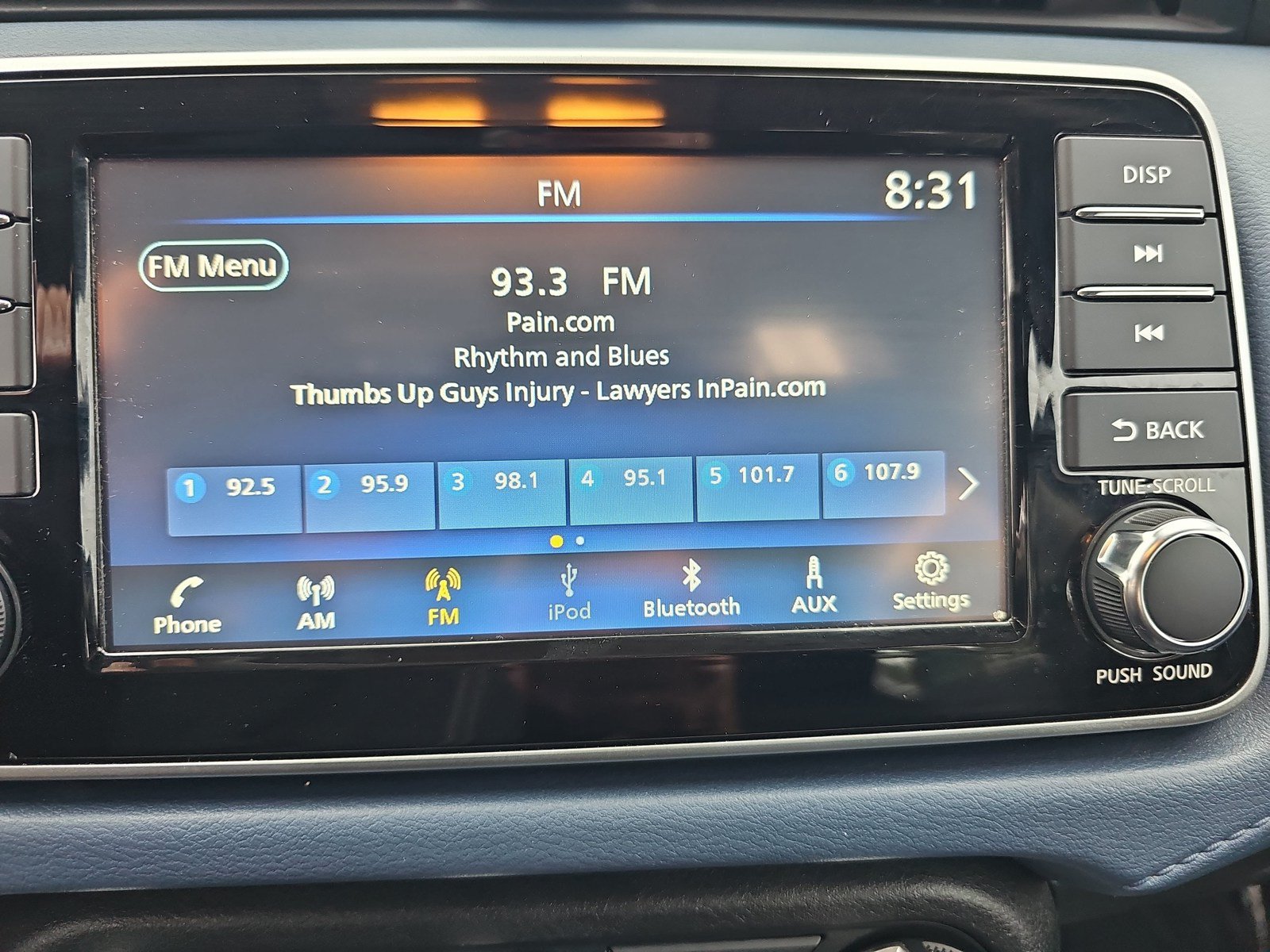Used 2025 Nissan Versa SV w/ Trunk Package FWD image 18