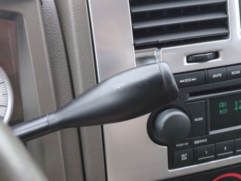 Used 2007 Dodge Dakota Laramie w/ Popular Equipment Group AWD/4WD image 31