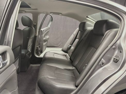 Used 2011 INFINITI G37 x Sedan w/ Premium Pkg AWD/4WD image 29