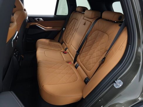Used 2026 BMW X5 xDrive40i w/ Premium Package AWD/4WD image 37