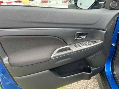 Used 2018 Mitsubishi Outlander Sport ES FWD image 17