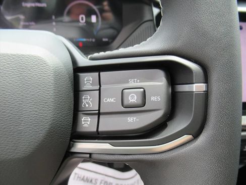 New 2026 Jeep Cherokee Overland w/ Advanced Pro Tech Group AWD/4WD image 25