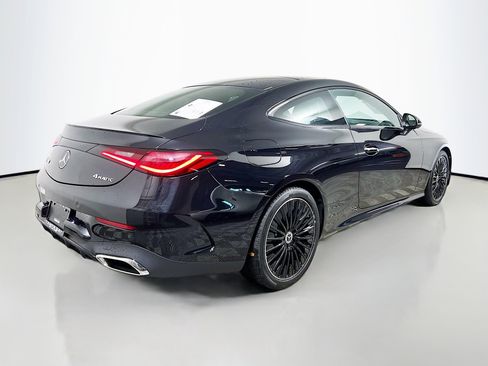 Used 2025 Mercedes-Benz CLE 300 4MATIC Coupe image 4