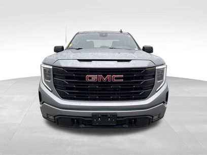 Used 2025 GMC Sierra 1500 Elevation
