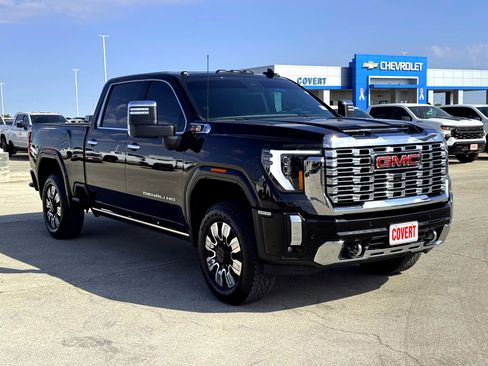 Used 2024 GMC Sierra 2500 Denali w/ Denali Reserve Package image 5