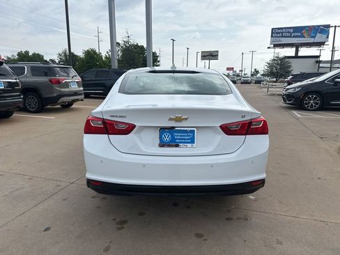 Used 2023 Chevrolet Malibu LT w/ Driver Confidence Package FWD image 6