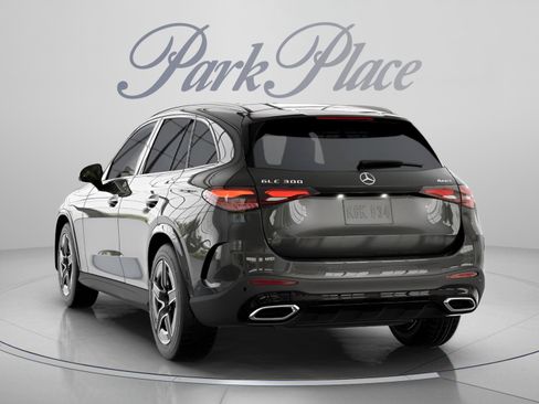 Used 2026 Mercedes-Benz GLC 300 4MATIC image 14