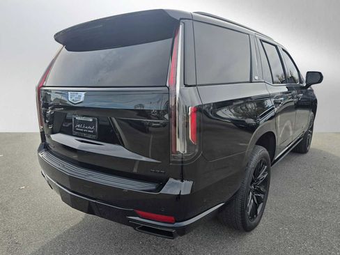 Used 2021 Cadillac Escalade Sport w/ Driver Assist Tech Package image 5