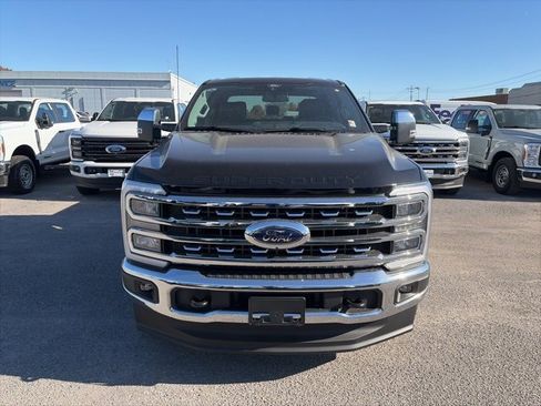 New 2026 Ford F250 Lariat w/ Chrome Package image 9