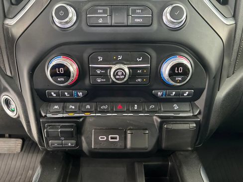 Used 2020 GMC Sierra 1500 AT4 w/ AT4 Premium Package AWD/4WD image 16