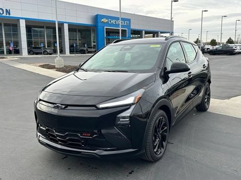New 2027 Chevrolet Bolt RS FWD image 31