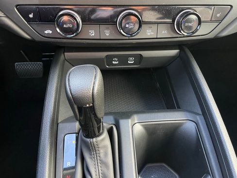 Certified 2025 Honda Accord SE image 18