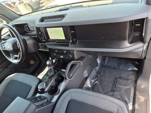 Used 2023 Ford Bronco Big Bend w/ Sasquatch Package AWD/4WD image 29