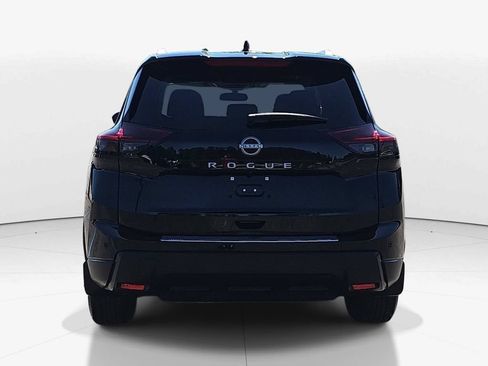 Used 2025 Nissan Rogue SV w/ SV Premium Package FWD image 7