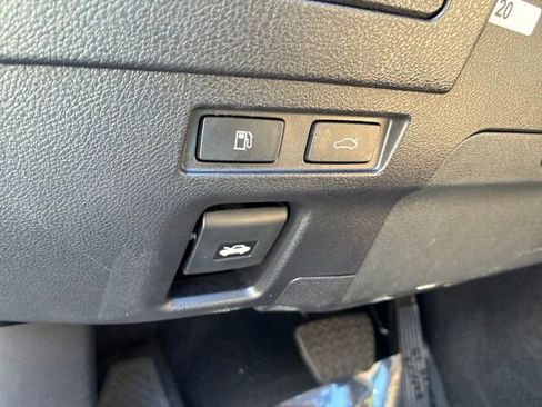 Certified 2024 Lexus ES 350 w/ Technology Package FWD image 15