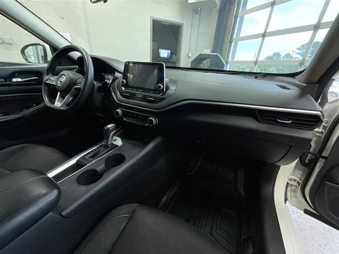 Used 2019 Nissan Altima 2.5 S FWD image 28