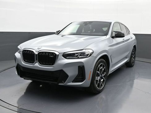Used 2025 BMW X4 M40i AWD/4WD image 1
