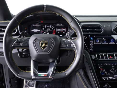 Used 2023 Lamborghini Urus S AWD/4WD image 21